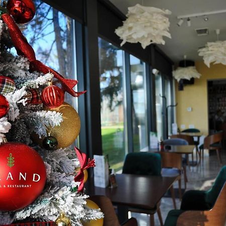 Grand Hotel&Restaurant Bačka Palanka Екстериор снимка
